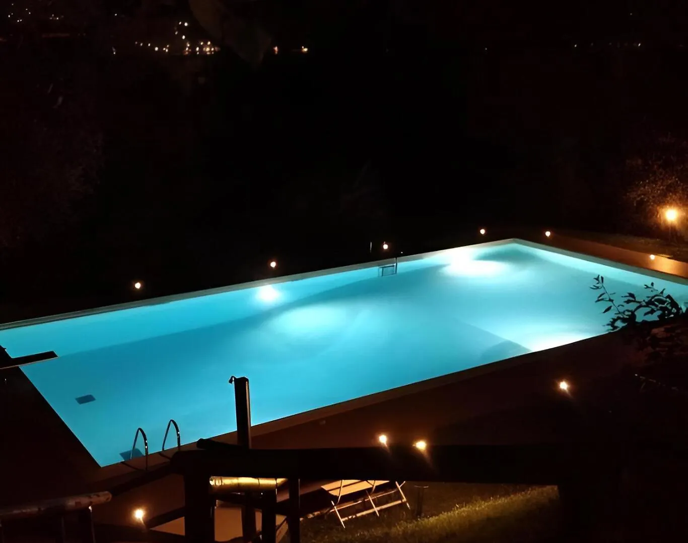 Casa Pg - Appartamento Vista Lago Monte Isola 0*,  Italia